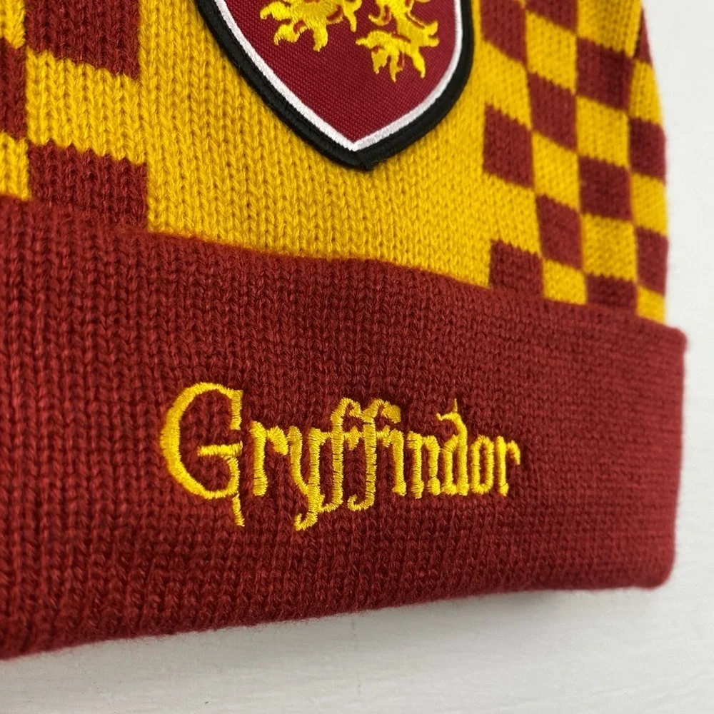Harry Potter Gryffindor Hogwarts School of Magic Unisex Winter Beanie One Size‎